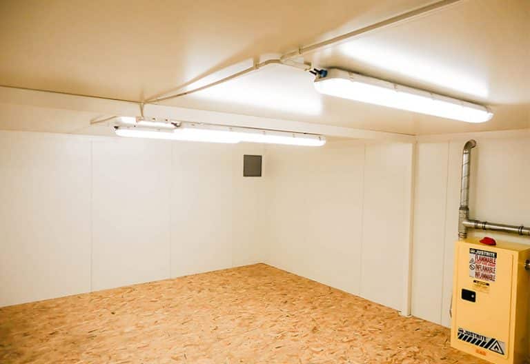 Magazyn do składowania aktywnego i pasywnego 30m²